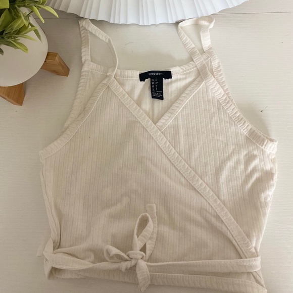 Forever 21 Tops - SOLD ✨Wraparound Crop Top